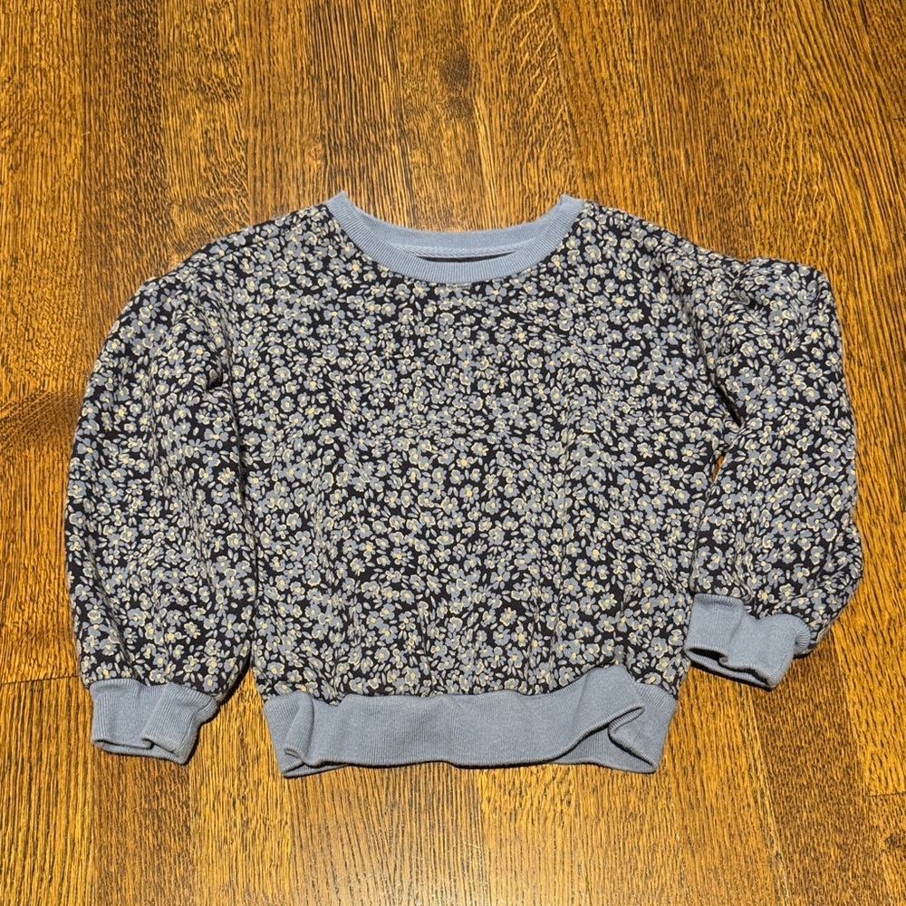 Floral Patterned Sweatshirt